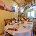 Hébergement de vacances Dajana, A Cozy Pet Friendly Minutes From The *